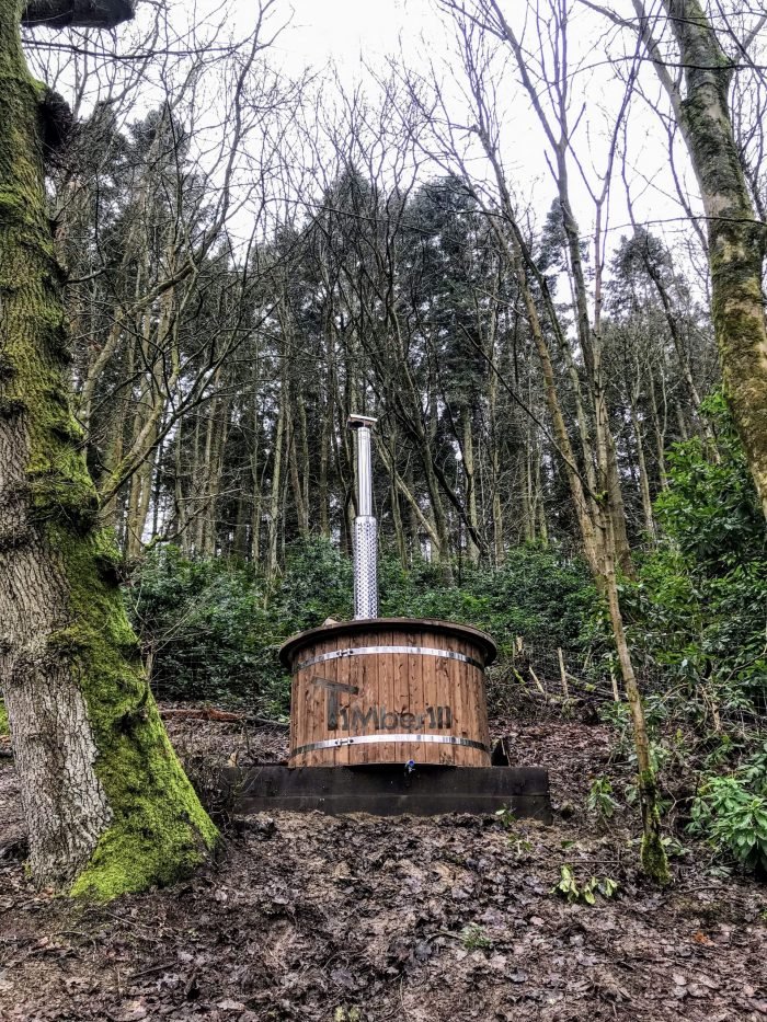 Polypropylene lined outdoor spa vintage dressing, Kate, Shropshire, UK 2 Polypropylene Lined Outdoor Spa Vintage Dressing, Kate, Shropshire, UK (2) (1)