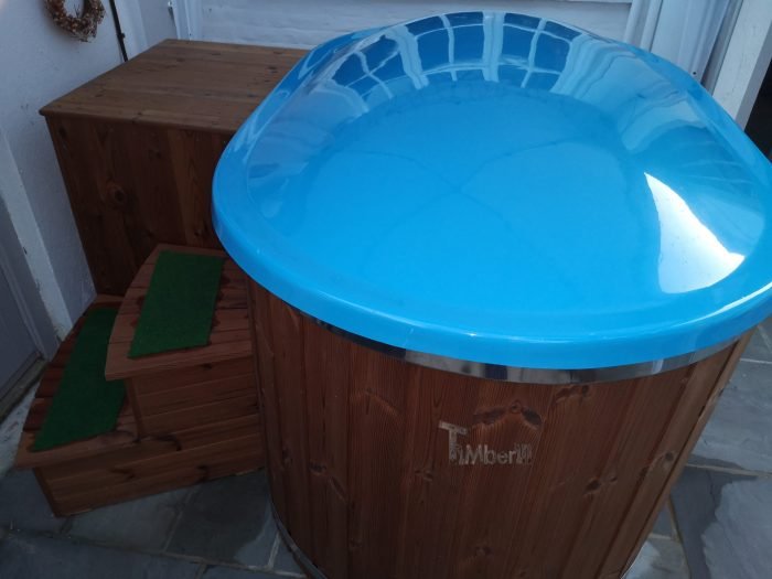 Oval hot tub for 2 persons with fiberglass liner, stephen, bridport, united kingdom (3)