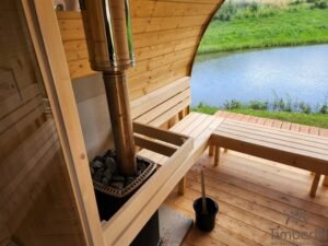 Entrance from the side + stove on the side + u form benches (4)