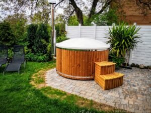 Wood burning hot tub wellness royal (1)