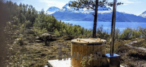 Wooden Hot Tub For 2 Persons (1)