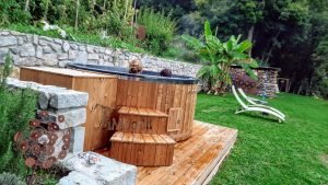 Wooden Hot Tub With Electric Heater (1)