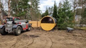 Outdoor barrel round sauna (3)