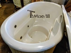 Oval Hot Tub For 2 Persons With Fiberglass Liner (11)