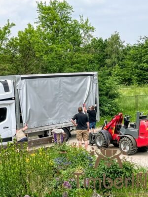 Outdoor garden jacuzzi hot tub special offer (1)