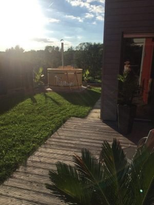 Outdoor Garden Jacuzzi Hot Tub Special Offer (24)