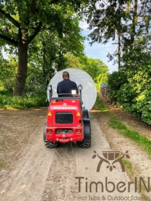 Outdoor garden jacuzzi hot tub special offer (7)