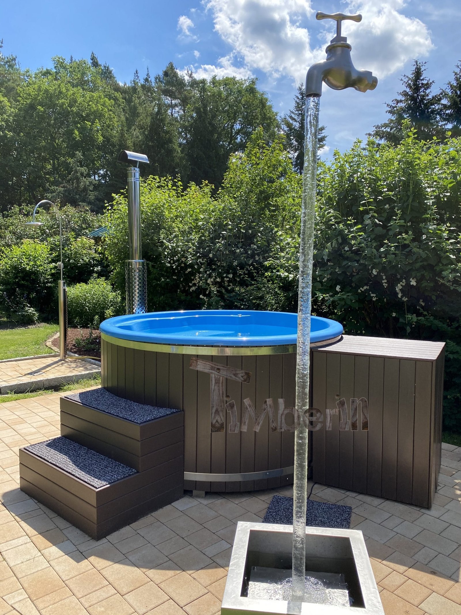 Outdoor whirlpool hot tub with Smart pellet stove Rocco Eggersdorf Germany 3 scaled