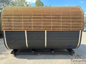 Square sauna with openwork roof (1)