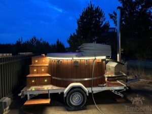 Plastic hot tub on a trailer (4)