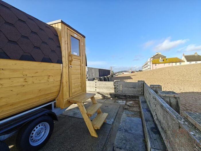 Outdoor sauna on the trailer (4)