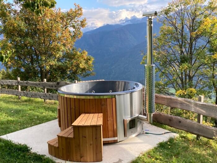 Traditional Scandinavian wood fired hot tub UK delivery