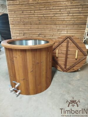 Small hot tub (9)